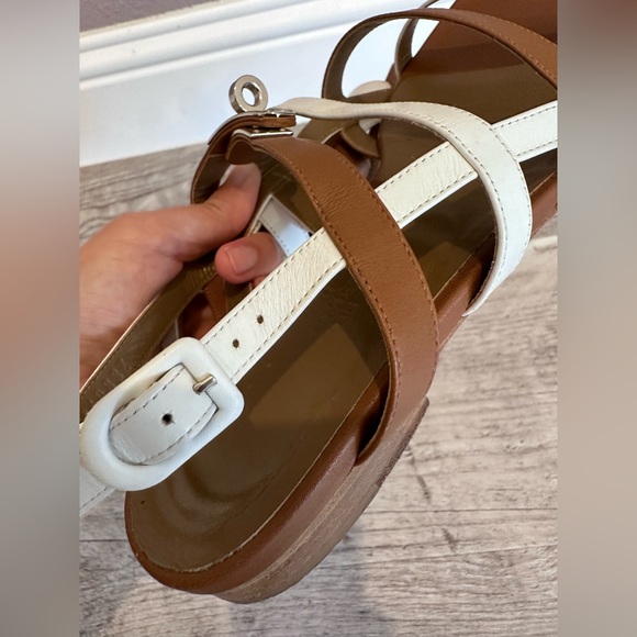 🎉🎉🎉 SOLD!🎉🎉🎉Hermes flat gladiator sandals - Picture 8 of 9